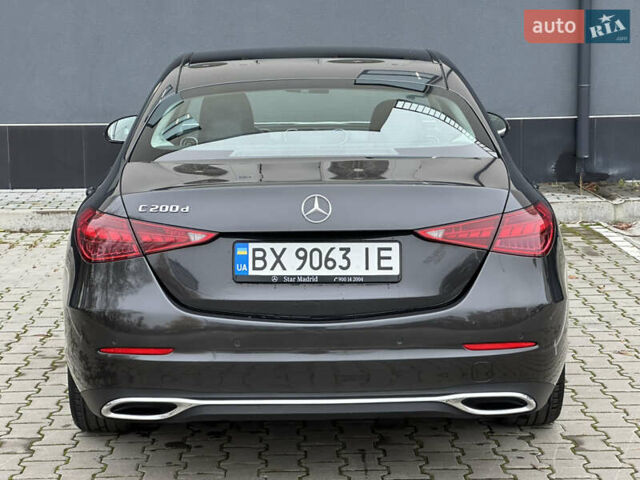 Серый Мерседес Ц-Класс, объемом двигателя 2 л и пробегом 170 тыс. км за 43900 $, фото 6 на Automoto.ua