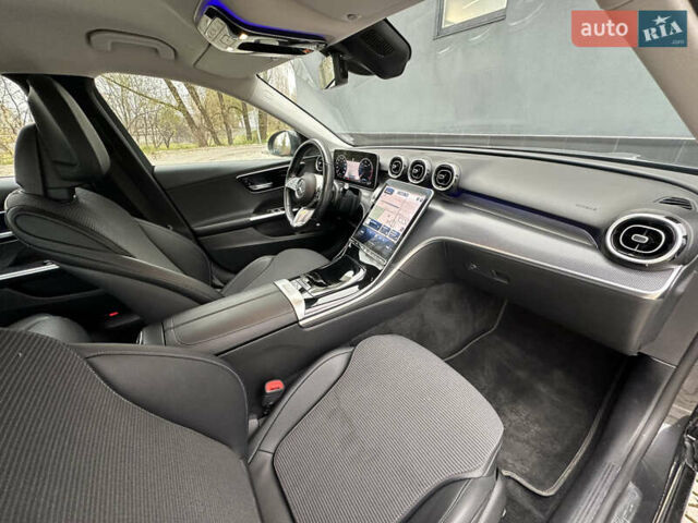 Серый Мерседес Ц-Класс, объемом двигателя 2 л и пробегом 170 тыс. км за 43900 $, фото 15 на Automoto.ua