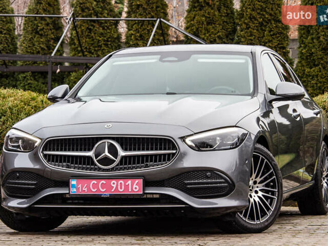 Сірий Мерседес Ц-Клас, об'ємом двигуна 1.99 л та пробігом 7 тис. км за 47600 $, фото 1 на Automoto.ua