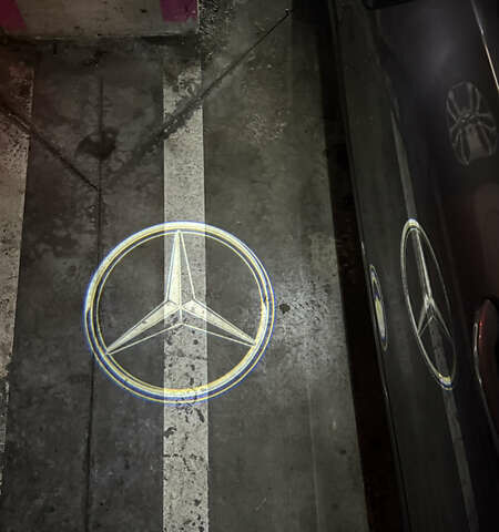 Серый Мерседес Ц-Класс, объемом двигателя 1.99 л и пробегом 7 тыс. км за 48900 $, фото 28 на Automoto.ua