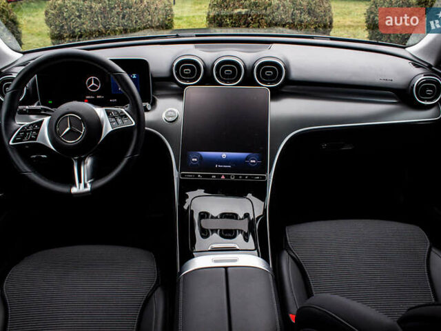 Сірий Мерседес Ц-Клас, об'ємом двигуна 1.99 л та пробігом 7 тис. км за 47600 $, фото 38 на Automoto.ua