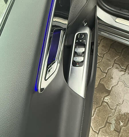 Серый Мерседес Ц-Класс, объемом двигателя 1.99 л и пробегом 7 тыс. км за 48900 $, фото 17 на Automoto.ua