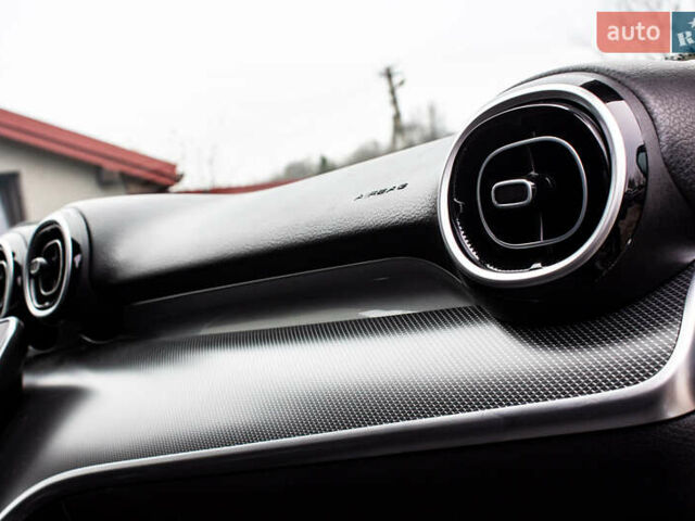 Сірий Мерседес Ц-Клас, об'ємом двигуна 1.99 л та пробігом 7 тис. км за 47600 $, фото 44 на Automoto.ua