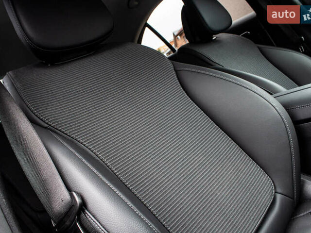 Сірий Мерседес Ц-Клас, об'ємом двигуна 1.99 л та пробігом 7 тис. км за 47600 $, фото 48 на Automoto.ua