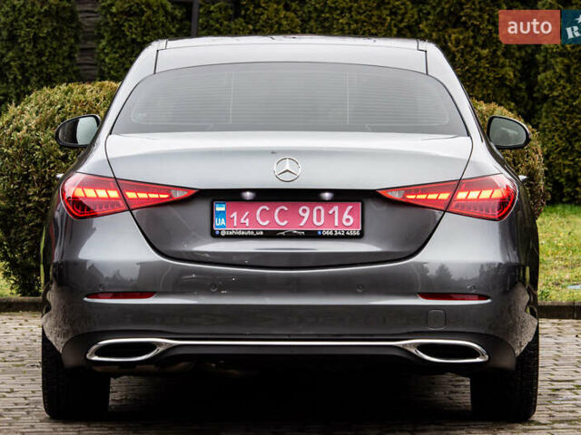 Сірий Мерседес Ц-Клас, об'ємом двигуна 1.99 л та пробігом 7 тис. км за 47600 $, фото 2 на Automoto.ua