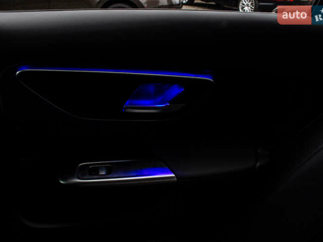 Сірий Мерседес Ц-Клас, об'ємом двигуна 1.99 л та пробігом 7 тис. км за 47600 $, фото 71 на Automoto.ua