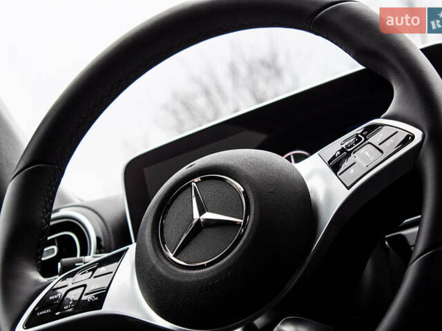 Сірий Мерседес Ц-Клас, об'ємом двигуна 1.99 л та пробігом 7 тис. км за 47600 $, фото 42 на Automoto.ua