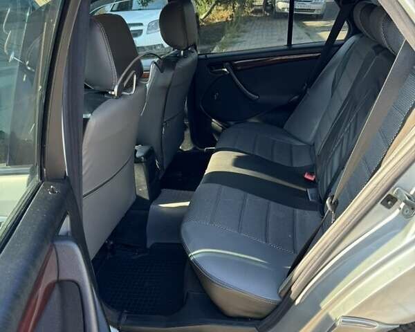 Серый Мерседес Ц-Класс, объемом двигателя 0 л и пробегом 340 тыс. км за 4300 $, фото 4 на Automoto.ua