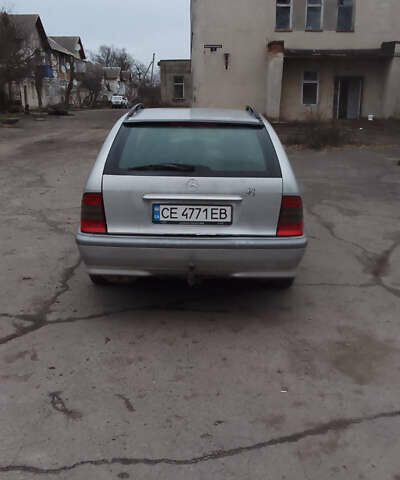 Серый Мерседес Ц-Класс, объемом двигателя 2.15 л и пробегом 390 тыс. км за 2999 $, фото 3 на Automoto.ua