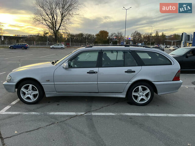 Сірий Мерседес Ц-Клас, об'ємом двигуна 2.15 л та пробігом 475 тис. км за 3300 $, фото 6 на Automoto.ua