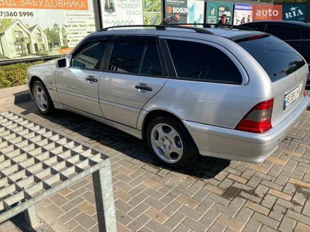 Серый Мерседес Ц-Класс, объемом двигателя 2.15 л и пробегом 320 тыс. км за 5000 $, фото 5 на Automoto.ua