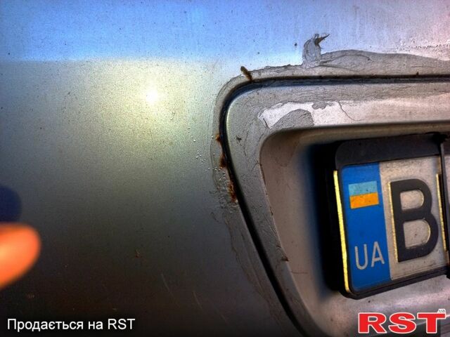 Мерседес Ц-Класс 2001 в Черноморске (Ильичевске) на Automoto.ua Серый Мерседес Ц-Класс, объемом двигателя 2.7 л и пробегом 322 тыс. км за 5000 $, фото 1 на Automoto.ua