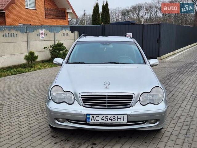 Сірий Мерседес Ц-Клас, об'ємом двигуна 2.15 л та пробігом 356 тис. км за 3550 $, фото 2 на Automoto.ua