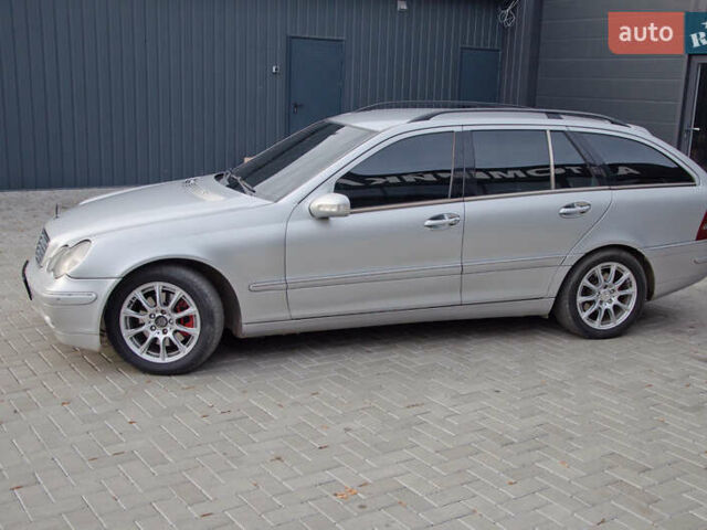 Сірий Мерседес Ц-Клас, об'ємом двигуна 2.7 л та пробігом 446 тис. км за 4900 $, фото 4 на Automoto.ua