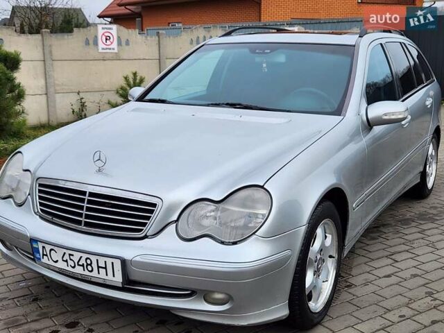 Сірий Мерседес Ц-Клас, об'ємом двигуна 2.15 л та пробігом 356 тис. км за 3550 $, фото 14 на Automoto.ua
