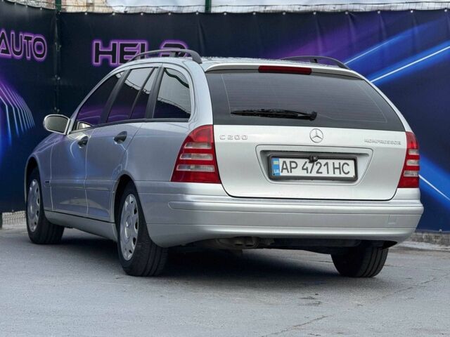 Мерседес Ц-Клас 2001 у Запоріжжя на Automoto.ua Сірий Мерседес Ц-Клас, об'ємом двигуна 2 л та пробігом 228 тис. км за 5499 $, фото 4 на Automoto.ua