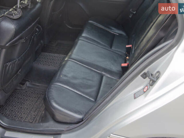 Сірий Мерседес Ц-Клас, об'ємом двигуна 2.7 л та пробігом 446 тис. км за 4900 $, фото 17 на Automoto.ua