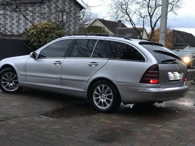 Серый Мерседес Ц-Класс, объемом двигателя 2.7 л и пробегом 435 тыс. км за 4700 $, фото 3 на Automoto.ua