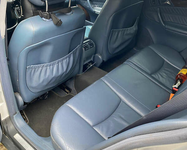 Серый Мерседес Ц-Класс, объемом двигателя 2.2 л и пробегом 384 тыс. км за 2500 $, фото 12 на Automoto.ua