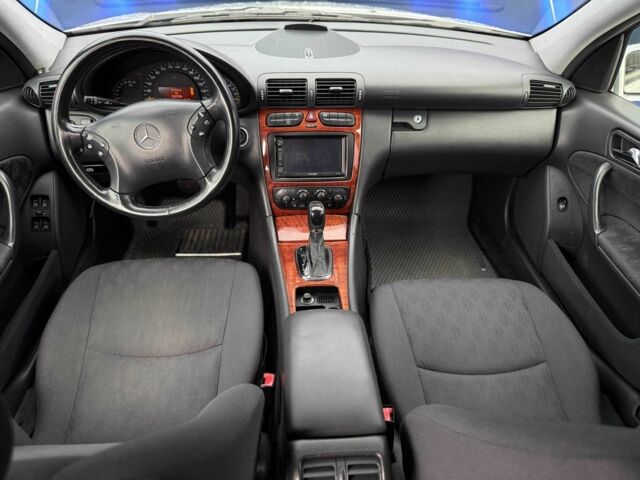Мерседес Ц-Клас 2001 у Запоріжжя на Automoto.ua Сірий Мерседес Ц-Клас, об'ємом двигуна 2 л та пробігом 228 тис. км за 5499 $, фото 10 на Automoto.ua