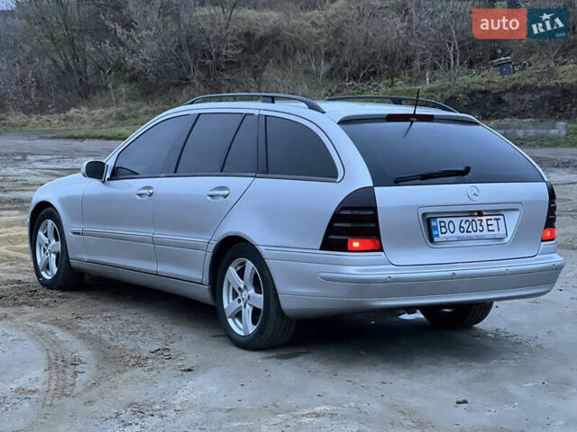 Серый Мерседес Ц-Класс, объемом двигателя 2.2 л и пробегом 360 тыс. км за 4200 $, фото 4 на Automoto.ua