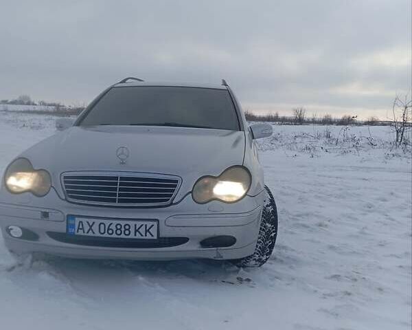 Серый Мерседес Ц-Класс, объемом двигателя 2.1 л и пробегом 320 тыс. км за 4100 $, фото 1 на Automoto.ua
