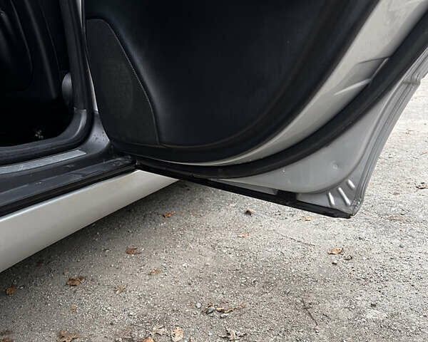 Сірий Мерседес Ц-Клас, об'ємом двигуна 2.69 л та пробігом 490 тис. км за 6900 $, фото 10 на Automoto.ua