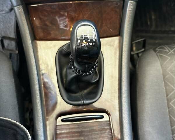 Серый Мерседес Ц-Класс, объемом двигателя 2.1 л и пробегом 465 тыс. км за 5500 $, фото 20 на Automoto.ua