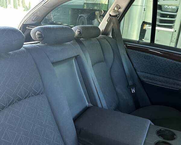 Серый Мерседес Ц-Класс, объемом двигателя 2.1 л и пробегом 465 тыс. км за 5500 $, фото 15 на Automoto.ua