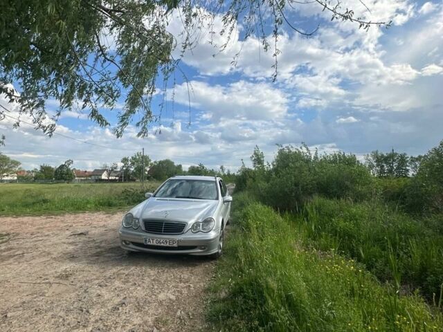 Сірий Мерседес Ц-Клас, об'ємом двигуна 2.7 л та пробігом 433 тис. км за 500 $, фото 5 на Automoto.ua