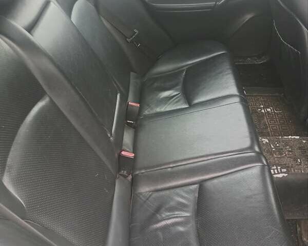 Серый Мерседес Ц-Класс, объемом двигателя 2.2 л и пробегом 490 тыс. км за 4000 $, фото 5 на Automoto.ua