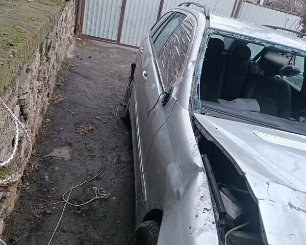 Серый Мерседес Ц-Класс, объемом двигателя 2.2 л и пробегом 400 тыс. км за 1500 $, фото 6 на Automoto.ua