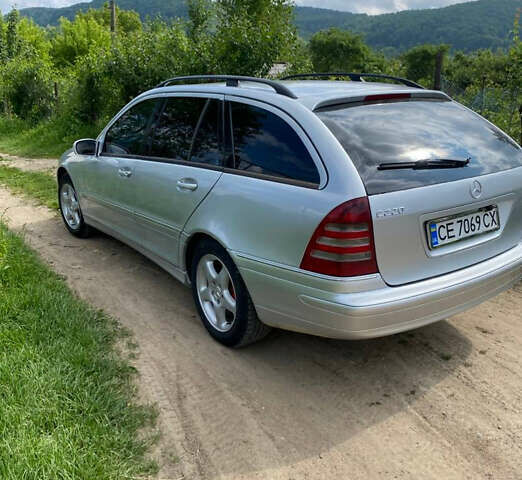 Сірий Мерседес Ц-Клас, об'ємом двигуна 2.2 л та пробігом 350 тис. км за 4300 $, фото 7 на Automoto.ua