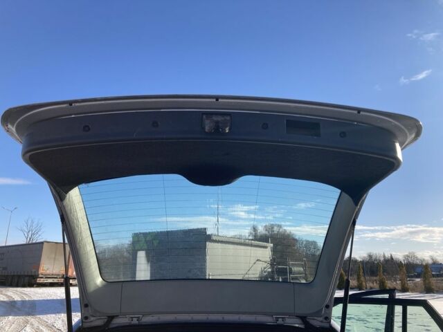 Серый Мерседес Ц-Класс, объемом двигателя 2.7 л и пробегом 317 тыс. км за 5300 $, фото 11 на Automoto.ua