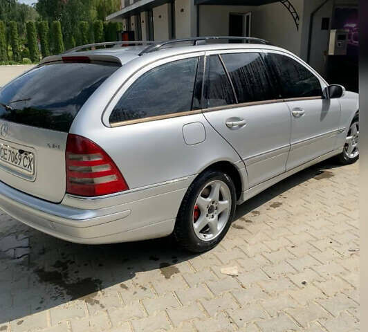 Сірий Мерседес Ц-Клас, об'ємом двигуна 2.2 л та пробігом 350 тис. км за 4300 $, фото 8 на Automoto.ua