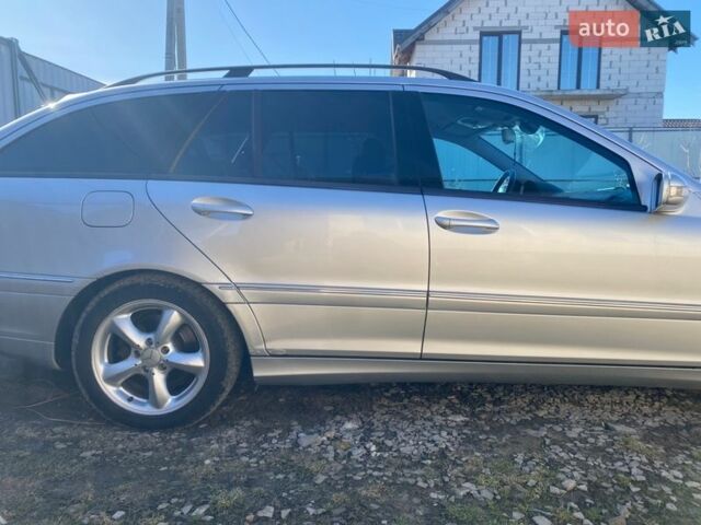 Сірий Мерседес Ц-Клас, об'ємом двигуна 1.8 л та пробігом 635 тис. км за 5000 $, фото 2 на Automoto.ua
