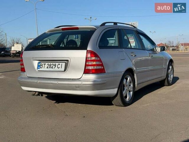 Серый Мерседес Ц-Класс, объемом двигателя 2.15 л и пробегом 230 тыс. км за 3999 $, фото 8 на Automoto.ua