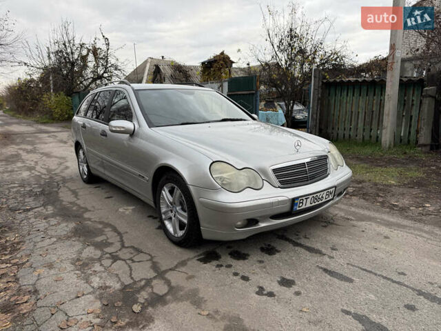 Серый Мерседес Ц-Класс, объемом двигателя 2.7 л и пробегом 208 тыс. км за 4750 $, фото 13 на Automoto.ua