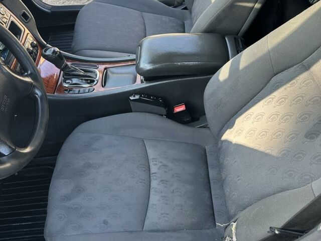 Сірий Мерседес Ц-Клас, об'ємом двигуна 2.1 л та пробігом 487 тис. км за 3950 $, фото 10 на Automoto.ua