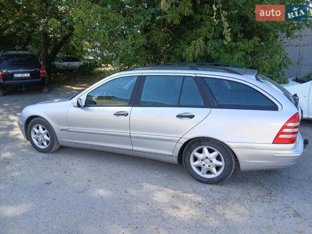 Серый Мерседес Ц-Класс, объемом двигателя 1.8 л и пробегом 260 тыс. км за 6500 $, фото 2 на Automoto.ua