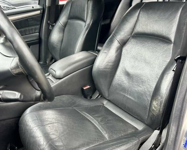 Серый Мерседес Ц-Класс, объемом двигателя 2.15 л и пробегом 353 тыс. км за 4900 $, фото 9 на Automoto.ua