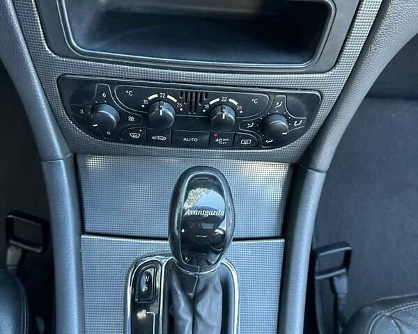 Мерседес Ц-Класс 2003 в Косове на Automoto.ua Серый Мерседес Ц-Класс, объемом двигателя 2.7 л и пробегом 400 тыс. км за 4999 $, фото 15 на Automoto.ua