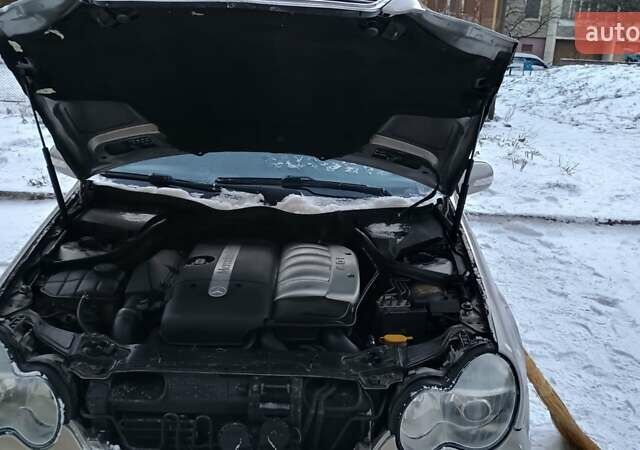 Сірий Мерседес Ц-Клас, об'ємом двигуна 2.69 л та пробігом 360 тис. км за 5500 $, фото 14 на Automoto.ua