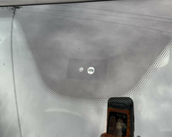 Серый Мерседес Ц-Класс, объемом двигателя 2.7 л и пробегом 208 тыс. км за 4750 $, фото 25 на Automoto.ua