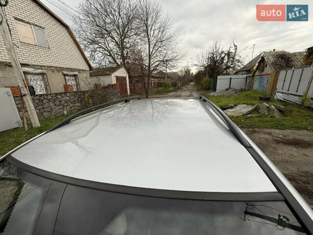 Серый Мерседес Ц-Класс, объемом двигателя 2.7 л и пробегом 208 тыс. км за 4750 $, фото 19 на Automoto.ua