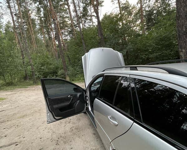 Серый Мерседес Ц-Класс, объемом двигателя 2.69 л и пробегом 470 тыс. км за 3700 $, фото 3 на Automoto.ua