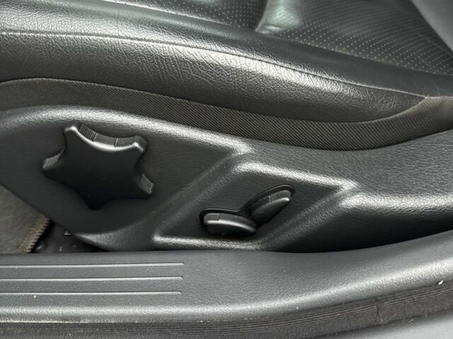 Серый Мерседес Ц-Класс, объемом двигателя 2.7 л и пробегом 220 тыс. км за 4750 $, фото 14 на Automoto.ua