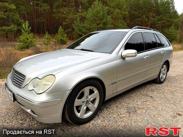 Сірий Мерседес Ц-Клас, об'ємом двигуна 1.8 л та пробігом 227 тис. км за 4950 $, фото 1 на Automoto.ua
