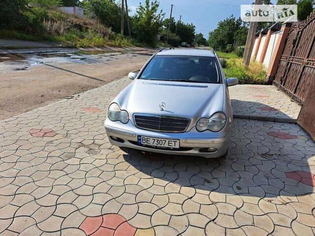 Сірий Мерседес Ц-Клас, об'ємом двигуна 1.8 л та пробігом 275 тис. км за 6000 $, фото 2 на Automoto.ua