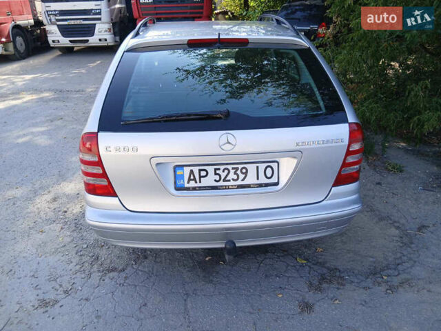 Серый Мерседес Ц-Класс, объемом двигателя 1.8 л и пробегом 260 тыс. км за 6500 $, фото 1 на Automoto.ua